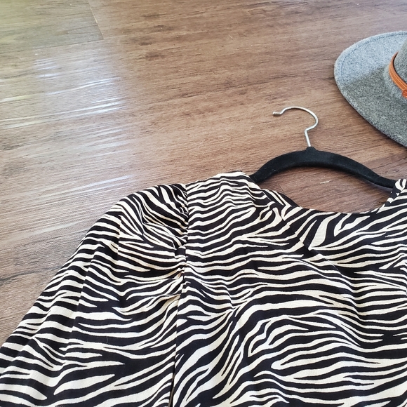 NWT H&M zebra print dress - Picture 8 of 14